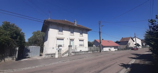 Merle, Géomètre à Vittel