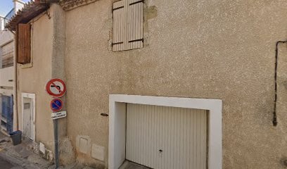 Saussine Monique, Géomètre à Vauvert